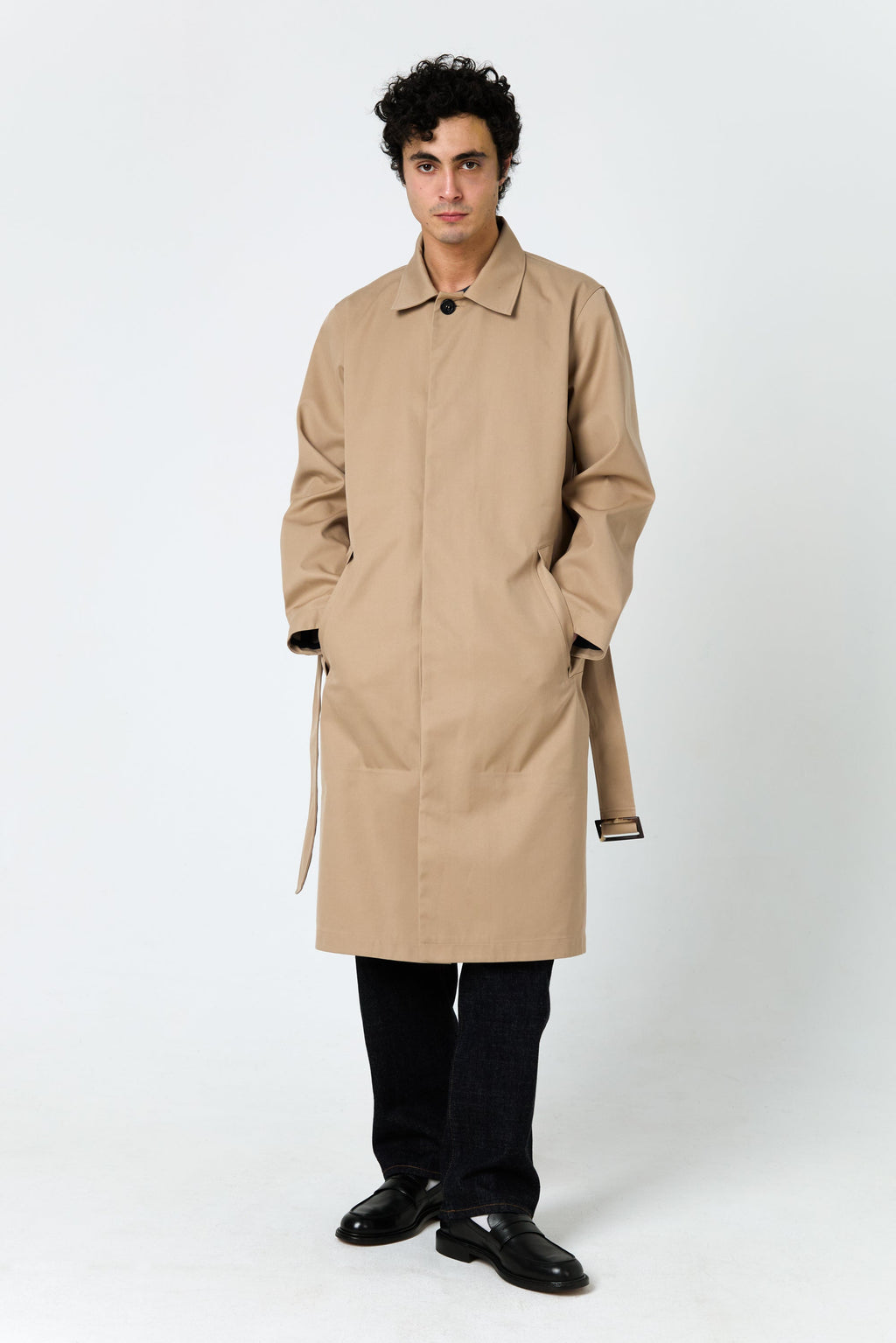 Beaubourg mac coat in beige